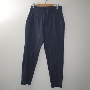 Champion Cropped Active Jogger Styled Pants Size S
